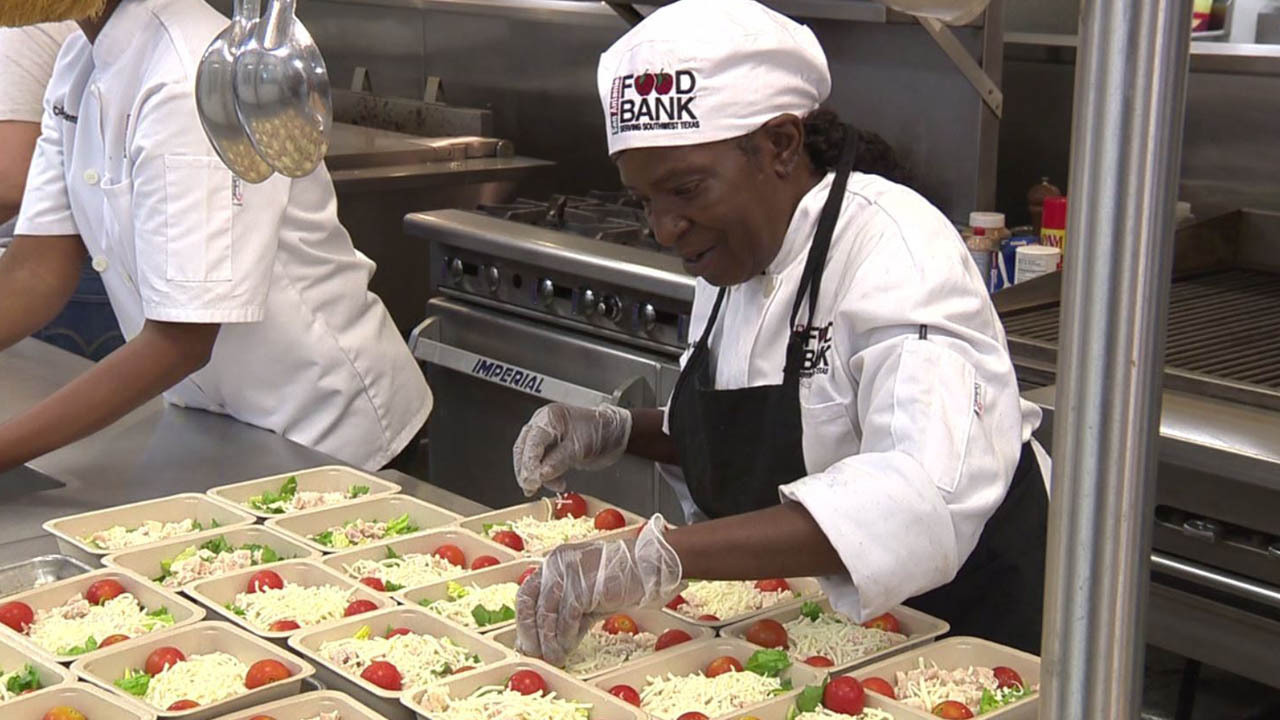 SA Food Bank prepares to fill summer gap for children